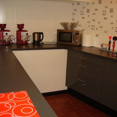 Le Petit Dragon Rouge Hotel Miers ภายนอก รูปภาพ